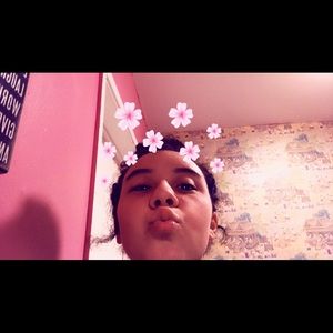 Meet your Posher, Maya